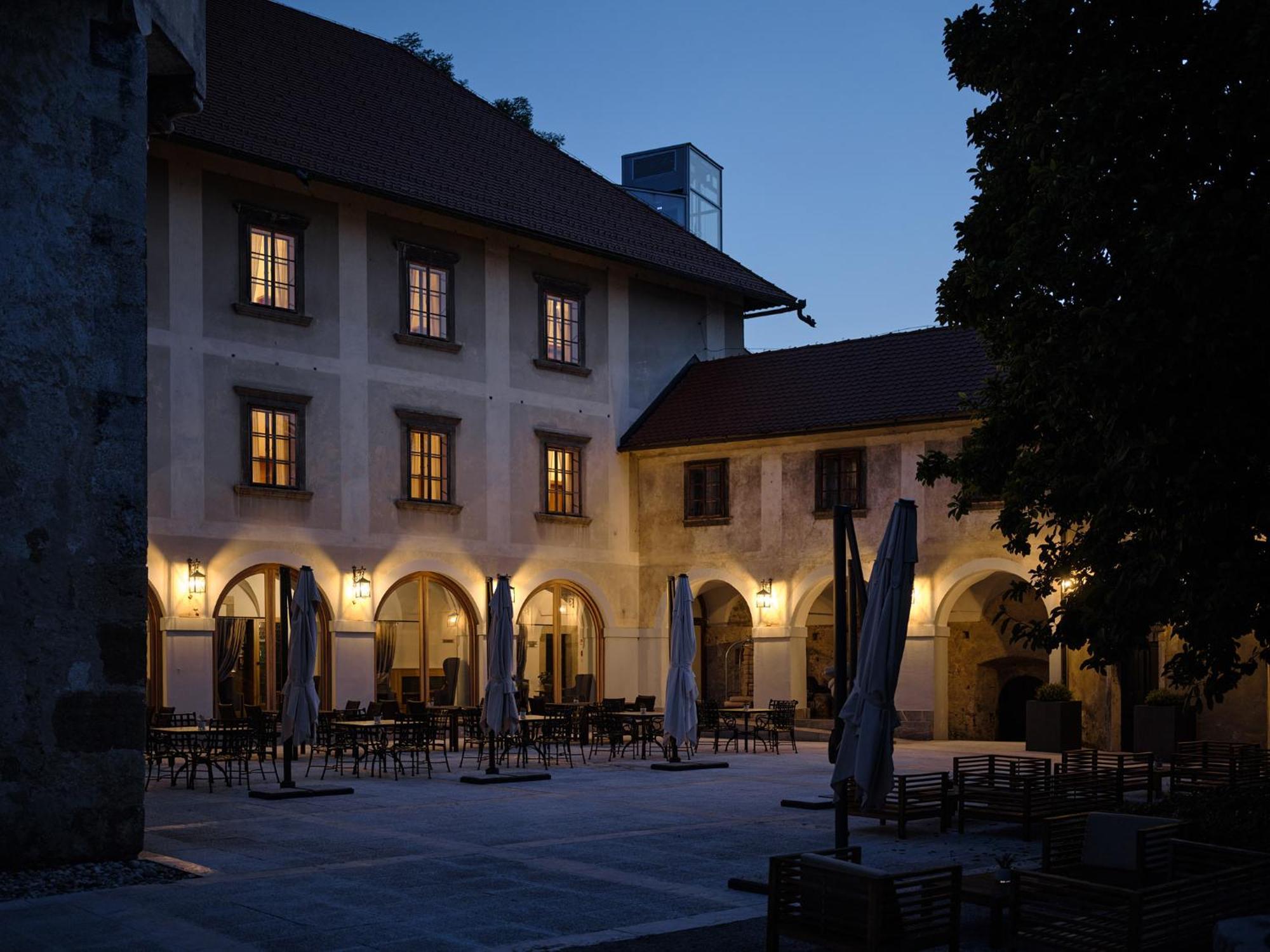 Hotel Grad Otocec - Relais Chateaux Zewnętrze zdjęcie